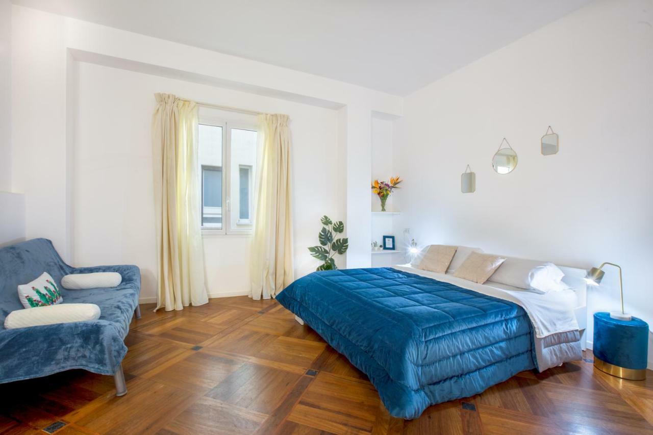 Piazza Martiri Apartment กาญารี ภายนอก รูปภาพ
